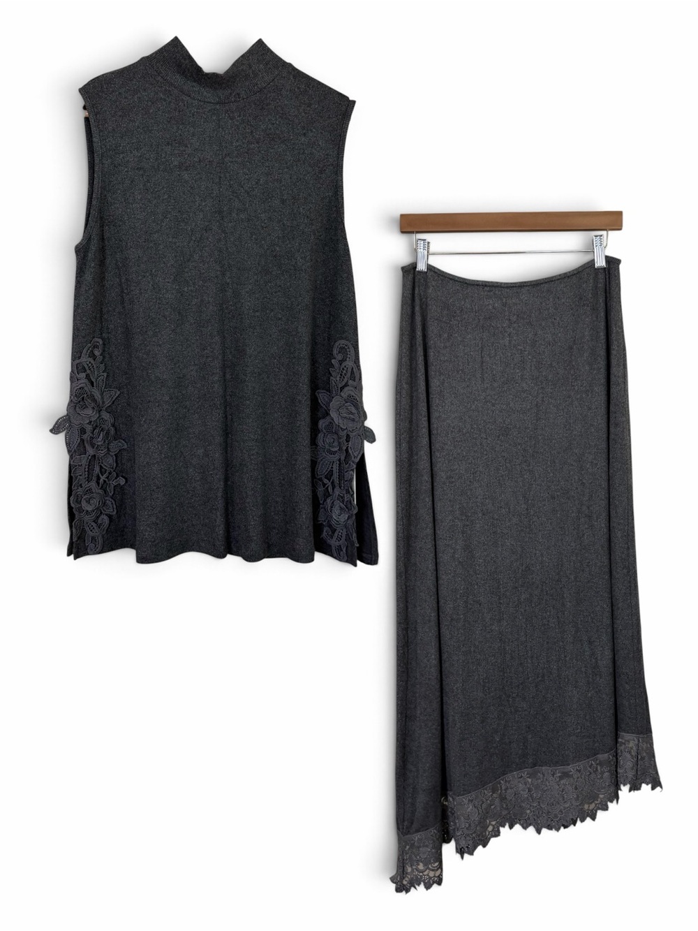 Commense Set Gray Cotton Blend Lace Trim Mock Neck Top Maxi Skirt Large NWT